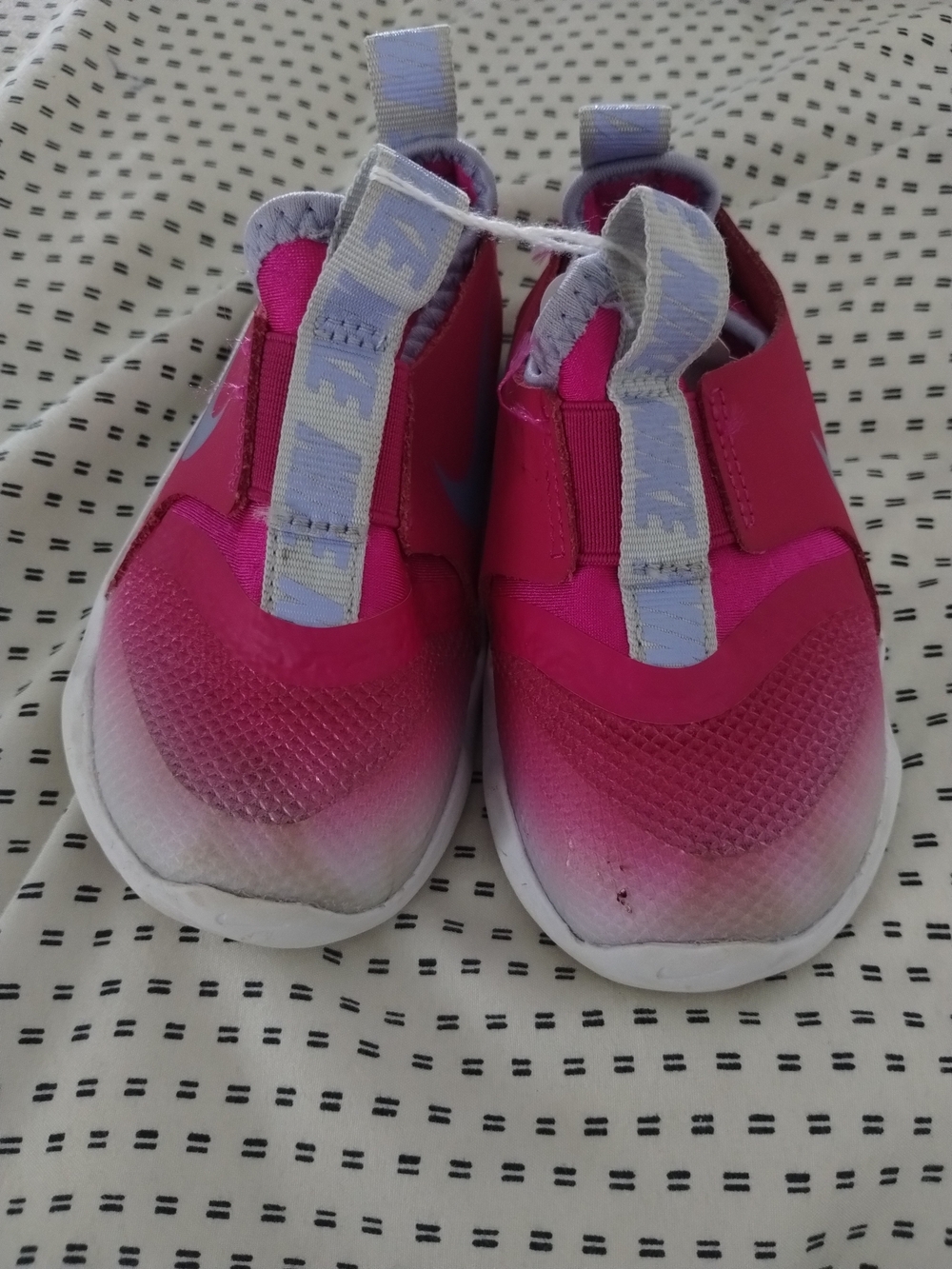 Kids Slip-On Athletic Shoes - Pink Nike